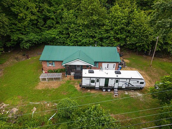 4th image of 4788 Fort Gay Rd