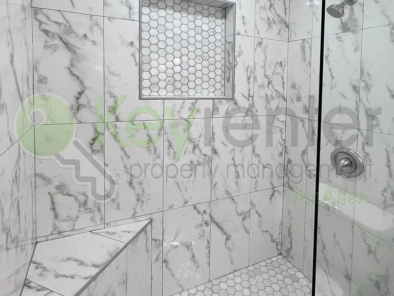 415 N 17th St — Photo 26