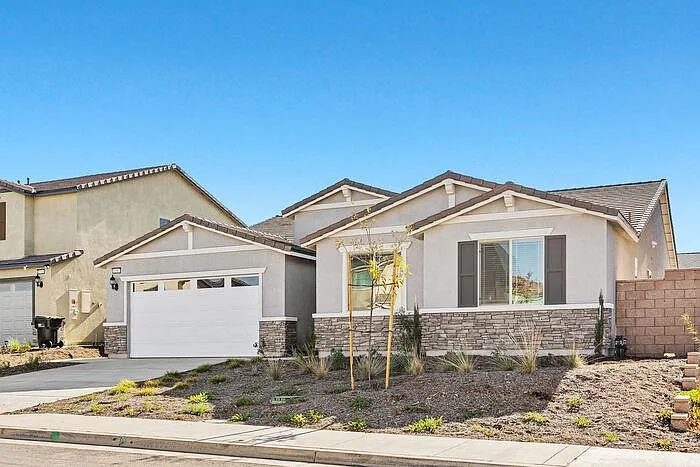 32907 Cambury Pl — Photo 3