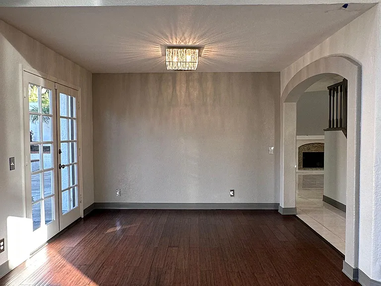3321 Deaver Dr — Photo 5