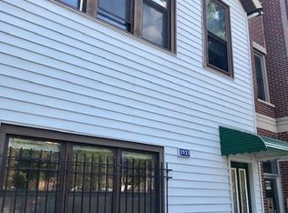 2921 N Southport Ave #2, Chicago, IL 60657