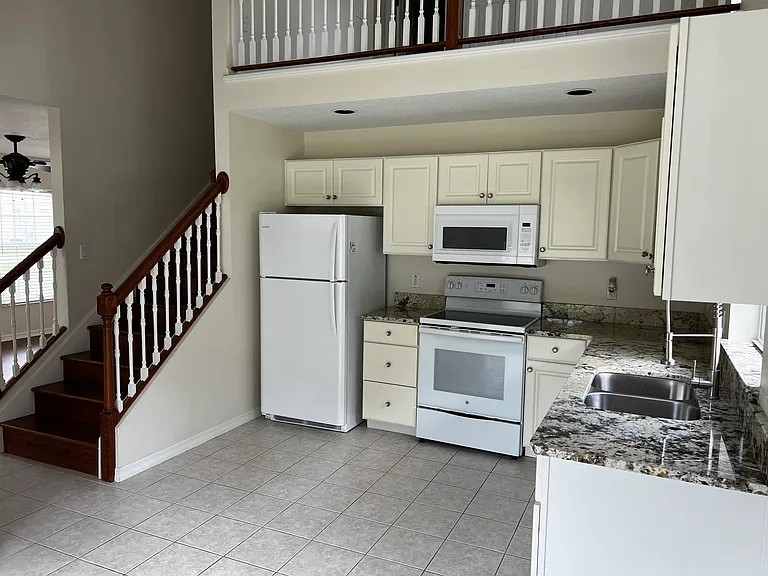 130 N Boston Ave — Photo 12