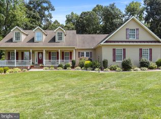 686 Hallmark Dr, Martinsburg, WV 25403