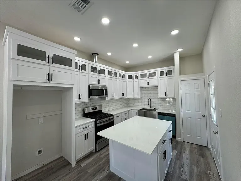 309 S Louisiana Dr — Photo 6