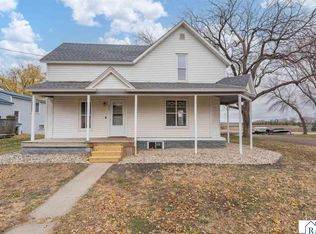 606 Smith St NE, Mapleton, MN 56065