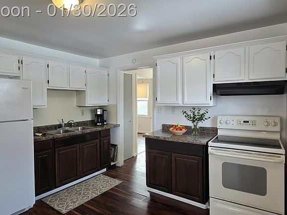 4th image of 2194 E Bristol Rd