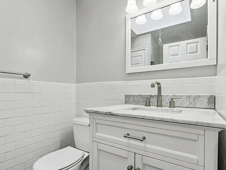 2678 Tremont St #1 — Photo 14