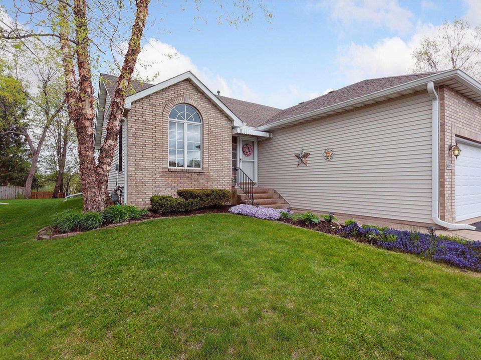 1st image of 4072 Pepper Dr