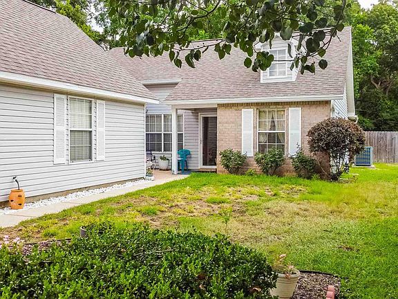 3rd image of 332 Mirabelle Dr