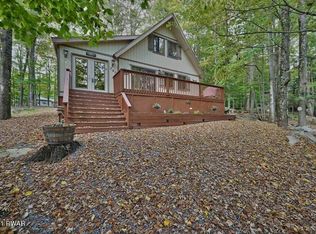 70 Woodridge Dr #740, Lake Ariel, PA 18436