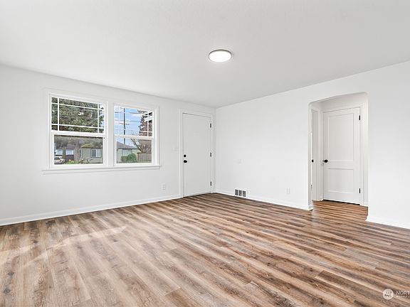 4th image of 1719 S 35th Street