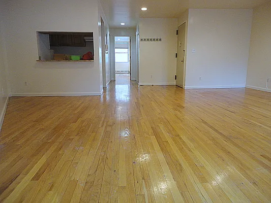 Rented by City Connections Realty | media 19