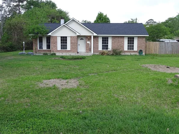 18906 Woodridge Dr, Conroe, TX 77302