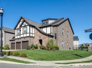 3018 Callaway Park Pl, Thompsons Station, TN 37179
