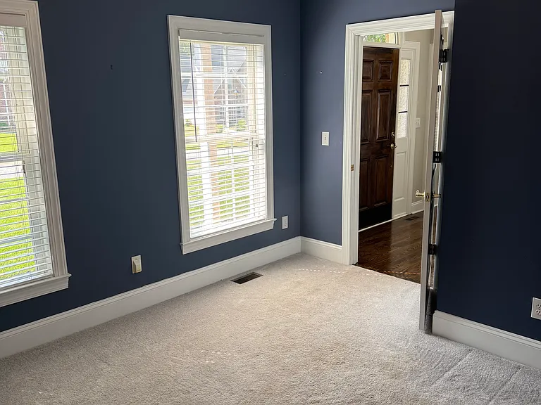 5065 Cramer Woods Dr — Photo 19