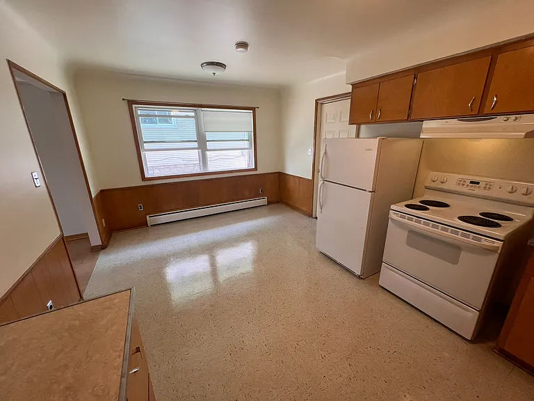 1331 W Nine Mile Rd #1 — Photo 4