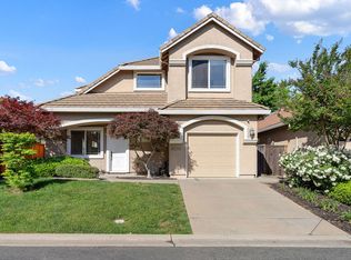 8204 Ashcrest Ln, Fair Oaks, CA 95628
