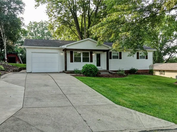 403 Engadine Ct SW, Sugarcreek, OH 44681