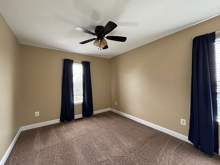48 Weaver Dr #48 — Photo 26