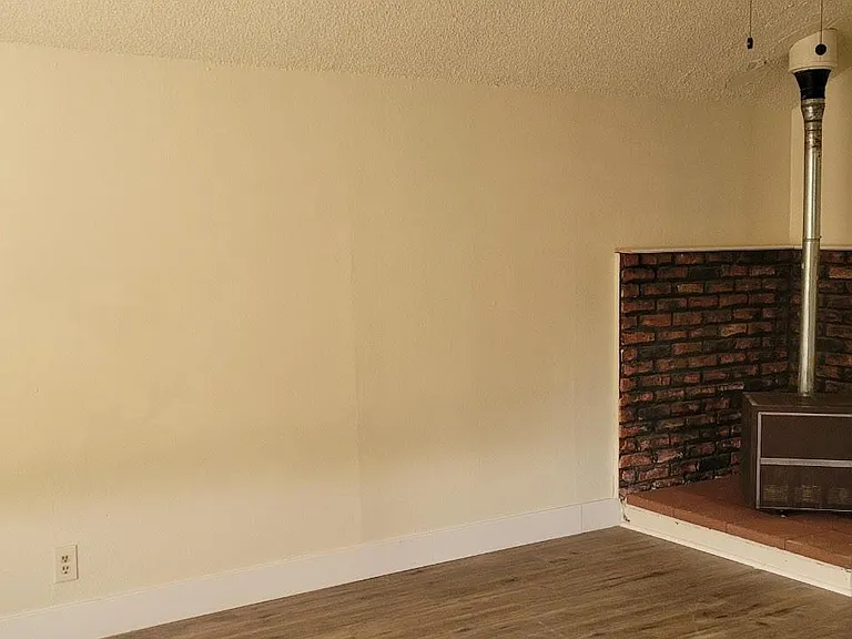 1341 Washington St — Photo 4