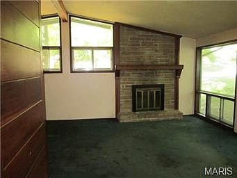 3rd image of 1627 Liggett Dr