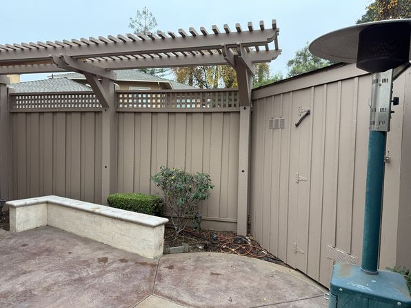 (undisclosed Address)