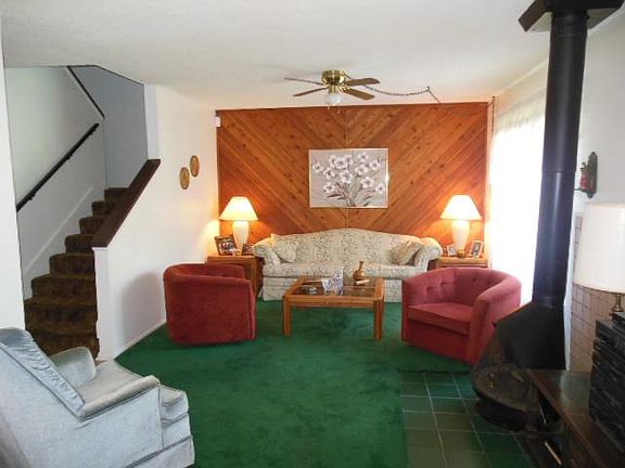 4th image of 104 Lago Vista Blvd