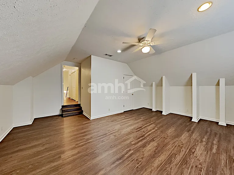 2960 Riverbend Dr — Photo 18