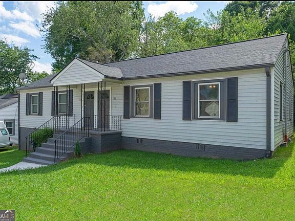 2nd image of 182-184 Lakewood Dr SE