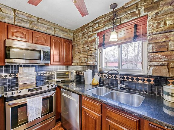 4th image of 2190 S Holly Street #224
