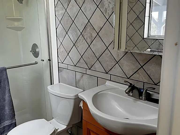 860 Souverain Ct — Photo 9