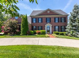 1007 Royal Crest Dr, Richmond, KY 40475
