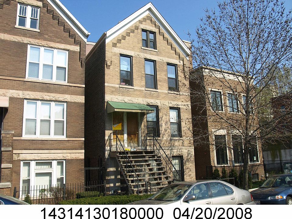 1st image of 1805 N Hermitage Ave APT 2R