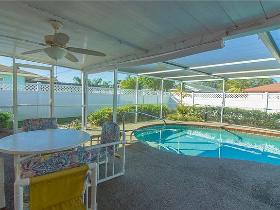 2nd image of 1064 Ulrey Ln