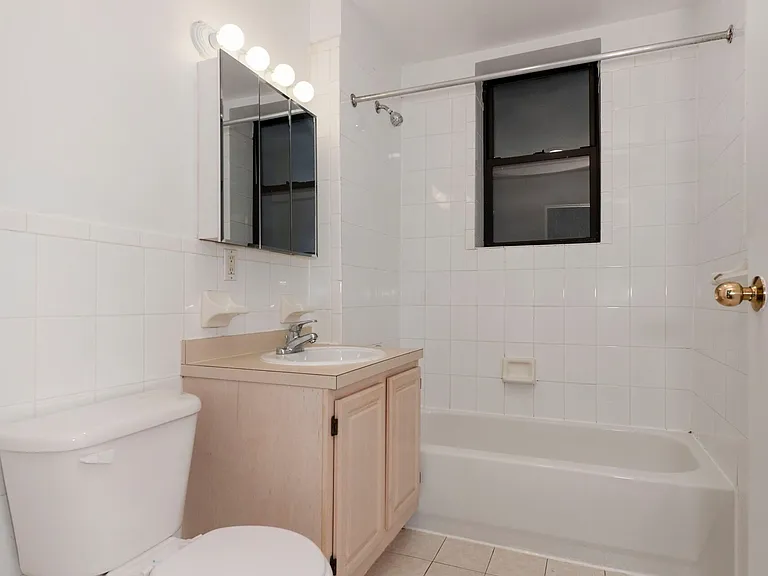 270 W 119th St #4A — Photo 5