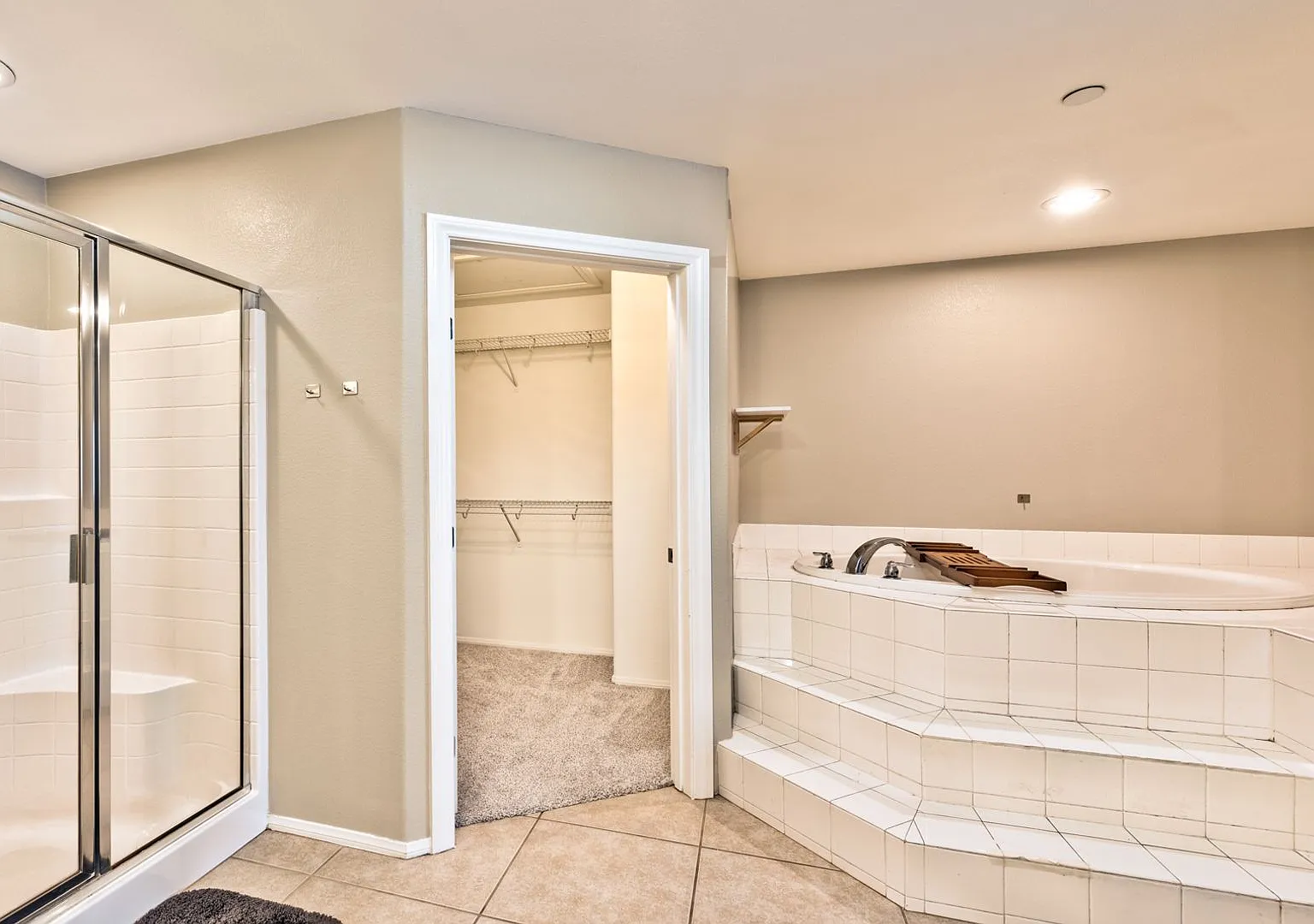 1172 Via Trevi, Henderson, Nevada 89052 — Photo 4