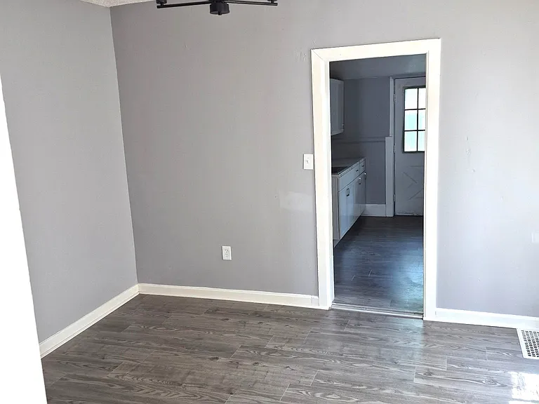 2679 Cherry St — Photo 12