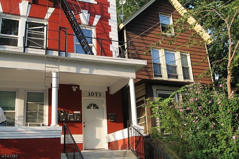 1071 Mary St, Elizabeth, NJ 07201 | Zillow