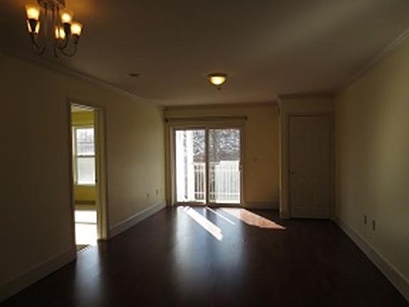 5th image of 86 E Howard St Unit 105