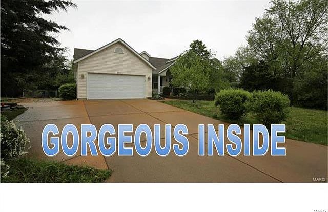 1st image of 206 Blueberry Dr