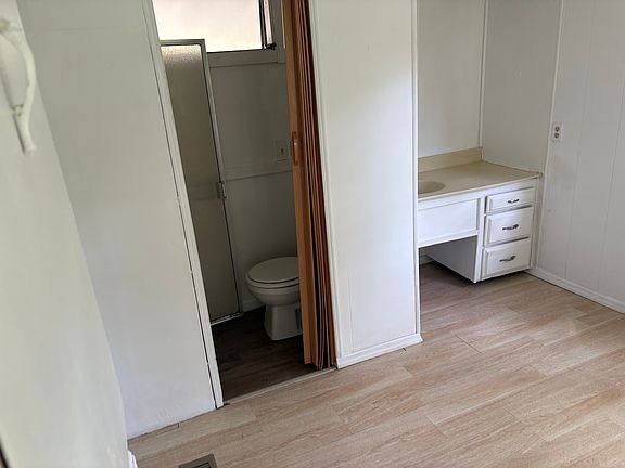 4th image of 2091 SW 91st St