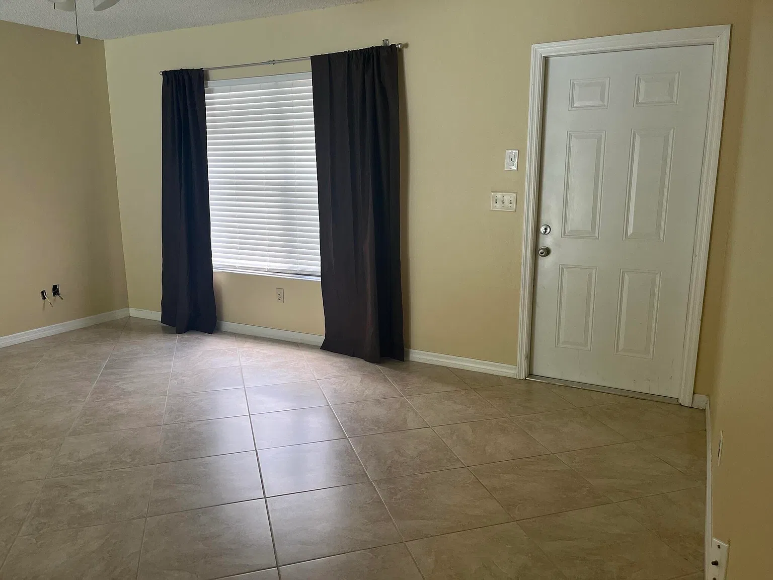 2 bed, 2.0 bath, 960 sqft, $2,500 — Photo 4