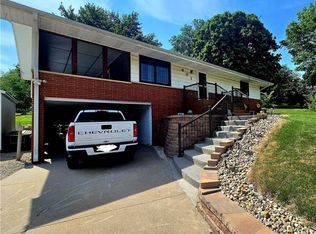 601 Stanton Dr, Rock Port, MO 64482