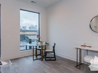 855 N Larrabee St #1213, Chicago, IL 60610