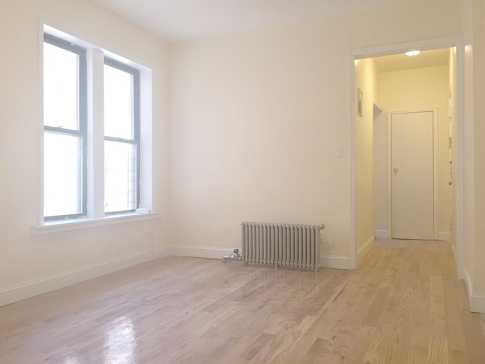 1st image of 270 Parkside Ave #Cw1