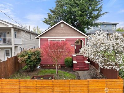 1516 S Bennett Street, Seattle, WA, 98108
