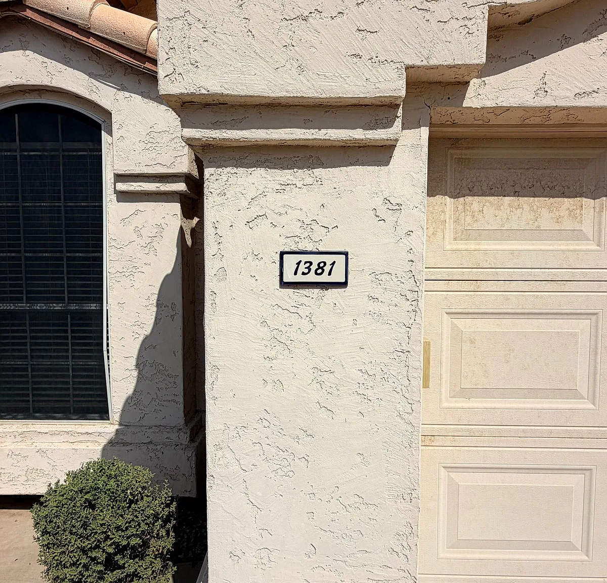 1381 South Yucca Place — Photo 3