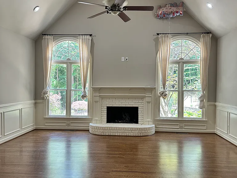 3505 Stately Oaks Ln — Photo 3