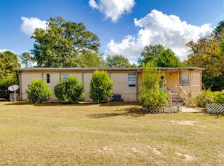 1059 Harlin St, Elloree, SC 29047