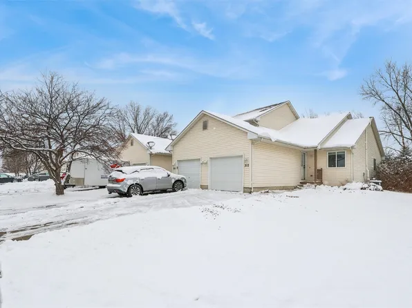 317 N Cherokee Dr, Polk City, IA 50226